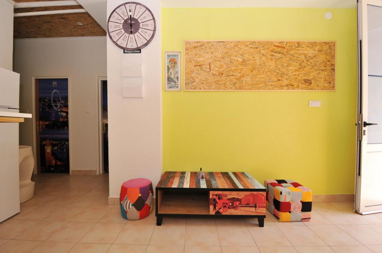 Oasis Hostel Split Extérieur photo