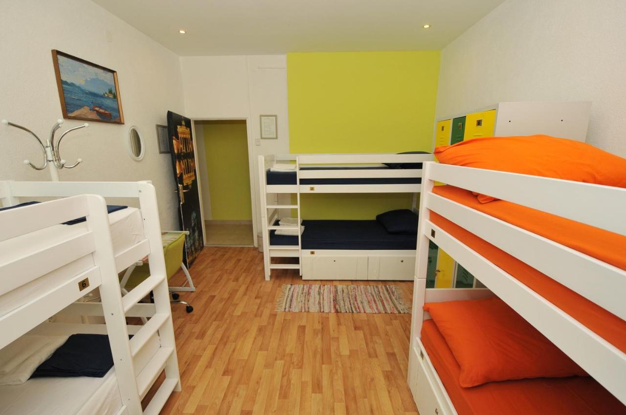 Oasis Hostel Split Extérieur photo