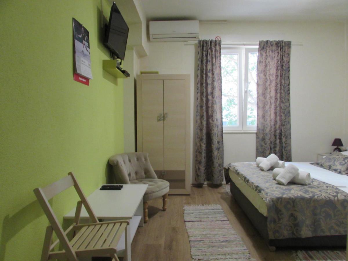 Oasis Hostel Split Extérieur photo